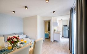 Holiday Home Sea View Mobile Home By Interhome